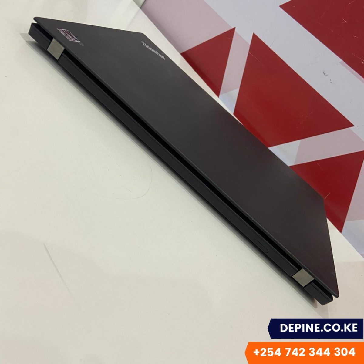 Certified Lenovo ThinkPad T490 14 Notebook, Intel Quad Core i5-8365U – Black