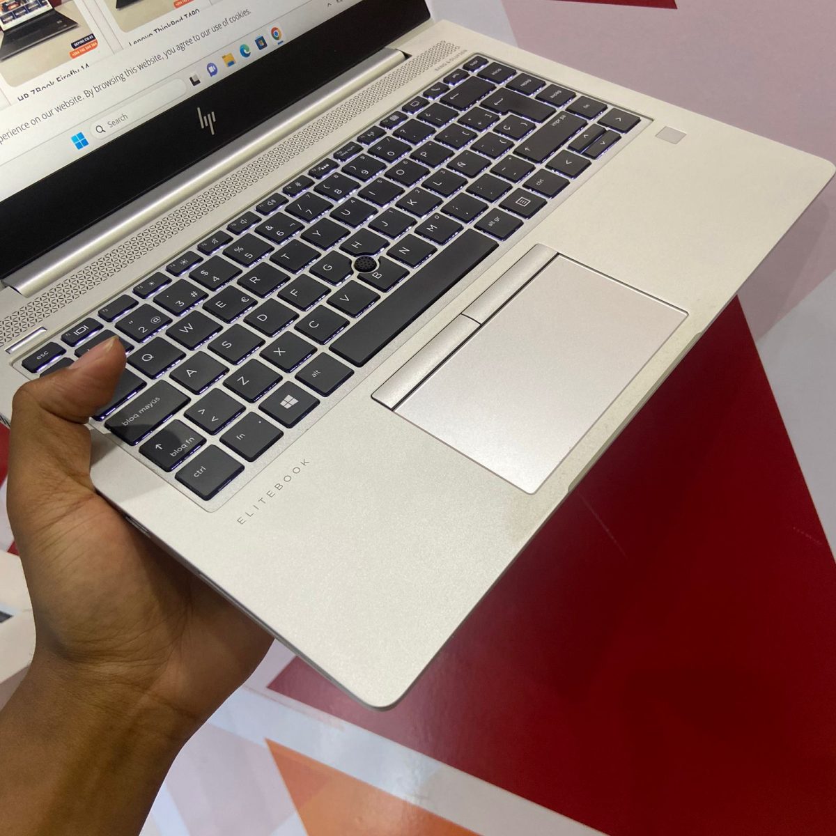 HP EliteBook 745 G5 Laptop, 14 Inches AMD Ryzen 5 2500U, 8GB RAM, 256GB SSD, AMD Radeon Vega Graphics, Windows 11 Pro, Silver - Image 9
