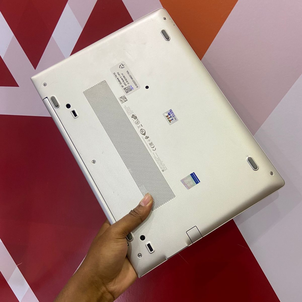 HP EliteBook 745 G5 Laptop, 14 Inches AMD Ryzen 5 2500U, 8GB RAM, 256GB SSD, AMD Radeon Vega Graphics, Windows 11 Pro, Silver - Image 19