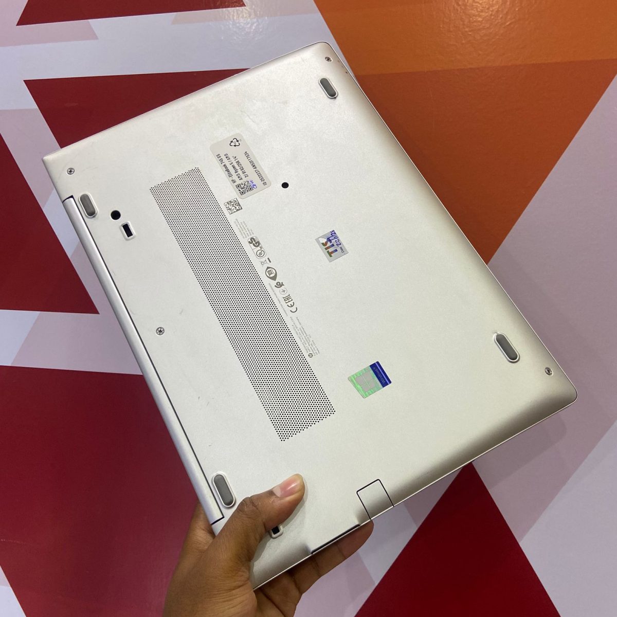 HP EliteBook 745 G5 Laptop, 14 Inches AMD Ryzen 5 2500U, 8GB RAM, 256GB SSD, AMD Radeon Vega Graphics, Windows 11 Pro, Silver - Image 18