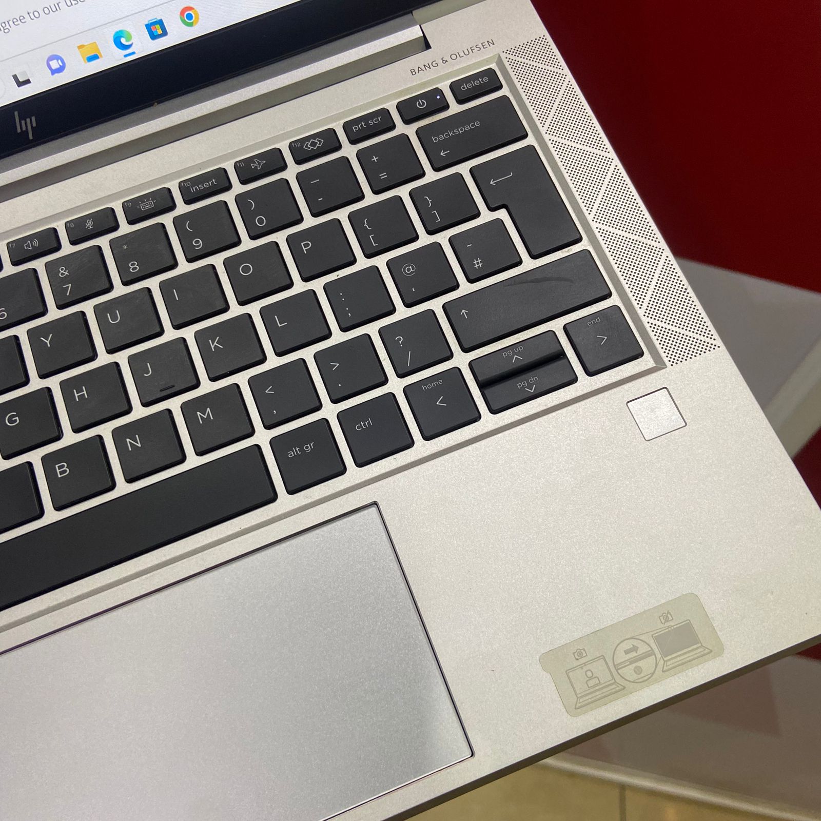 HP EliteBook 835 G7 Touchscreen Notebook, AMD Ryzen™ 5 PRO 4650U, 8GB RAM, 256GB SSD, 13.3" FHD Touch Display, AMD Radeon Graphics, Windows 11 Pro, Silver - Image 8