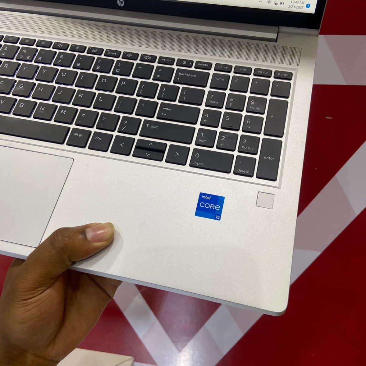 HP ProBook 450 G10 Laptop, 39.6 cm (15.6") Full HD, Intel® Core™ i5-1335U, 8GB DDR4-SDRAM, 512GB SSD, Wi-Fi 6E (802.11ax), Windows 11 Pro, Silver - Image 5