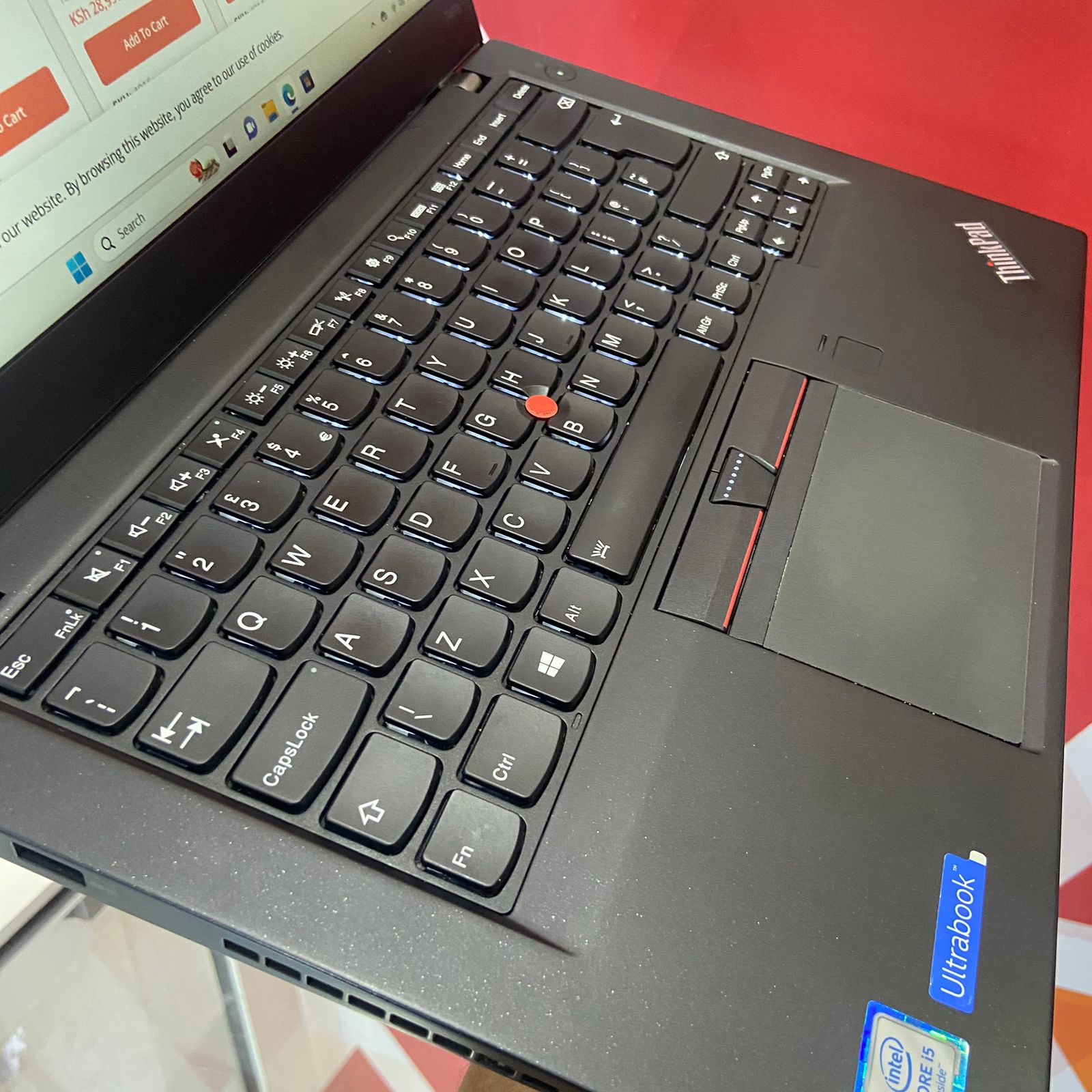 Lenovo ThinkPad T460s Ultrabook, Intel®️ Core™️ i5-6300U, 8GB RAM, 256GB SSD, 14 Inches FHD Display, Intel®️ HD Graphics 520, Windows 11 Pro, Black - Image 9