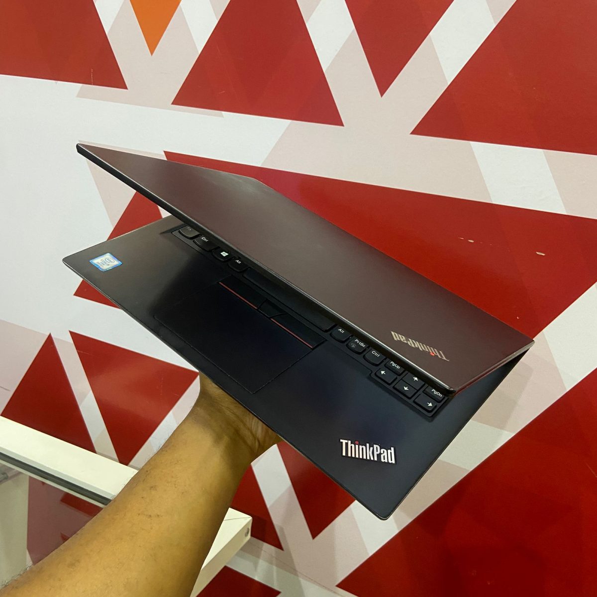 Lenovo ThinkPad X390 Laptop, Intel Core i5-8265U, 16GB RAM, 256GB SSD, 13.3" FHD Display, Windows 11 Pro, Black - Image 7