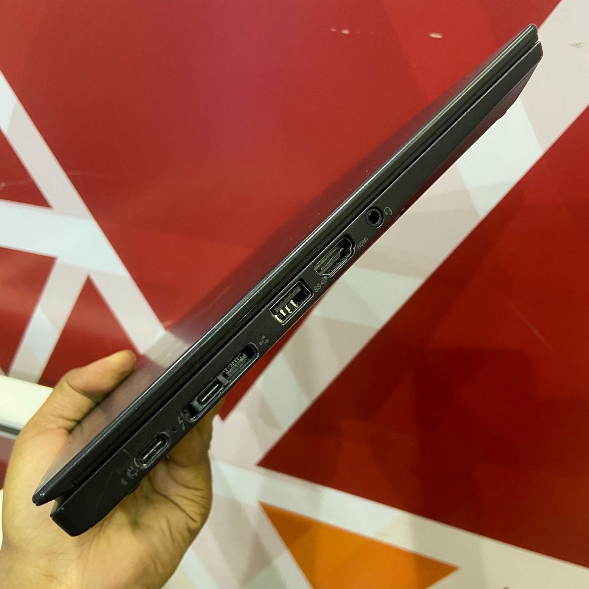 Lenovo ThinkPad X390 Laptop, Intel Core i5-8265U, 16GB RAM, 256GB SSD, 13.3" FHD Display, Windows 11 Pro, Black - Image 13