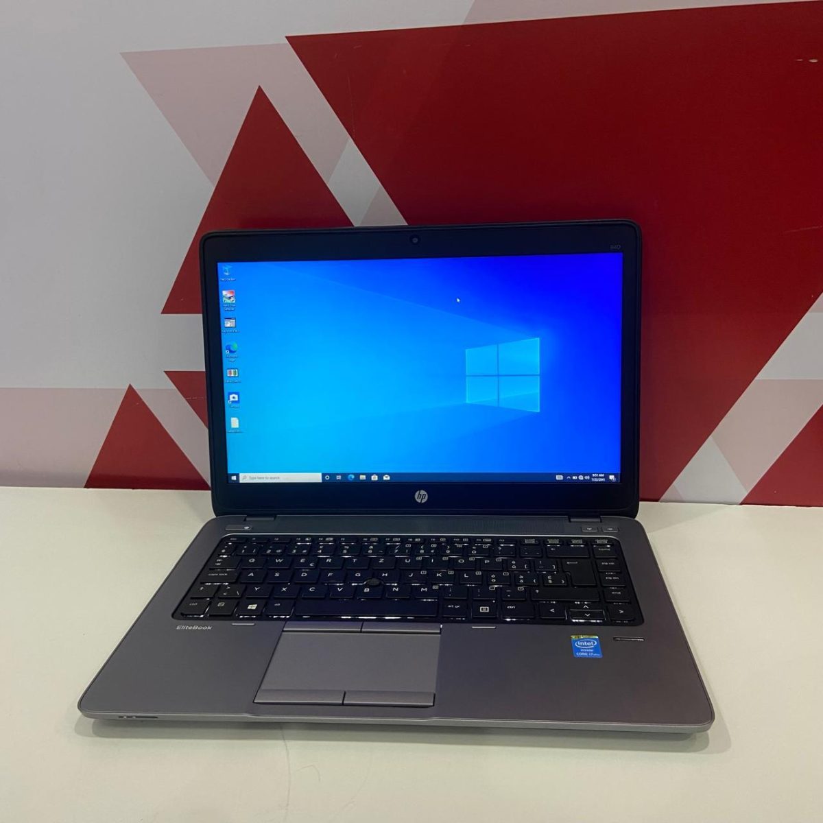 HP EliteBook 840 G1 Laptop, Intel Core i5-4200U, 8GB RAM, 500GB HDD, 14 Inches Display, Integrated Intel HD Graphics 4400, Windows 11 Pro, Graphite