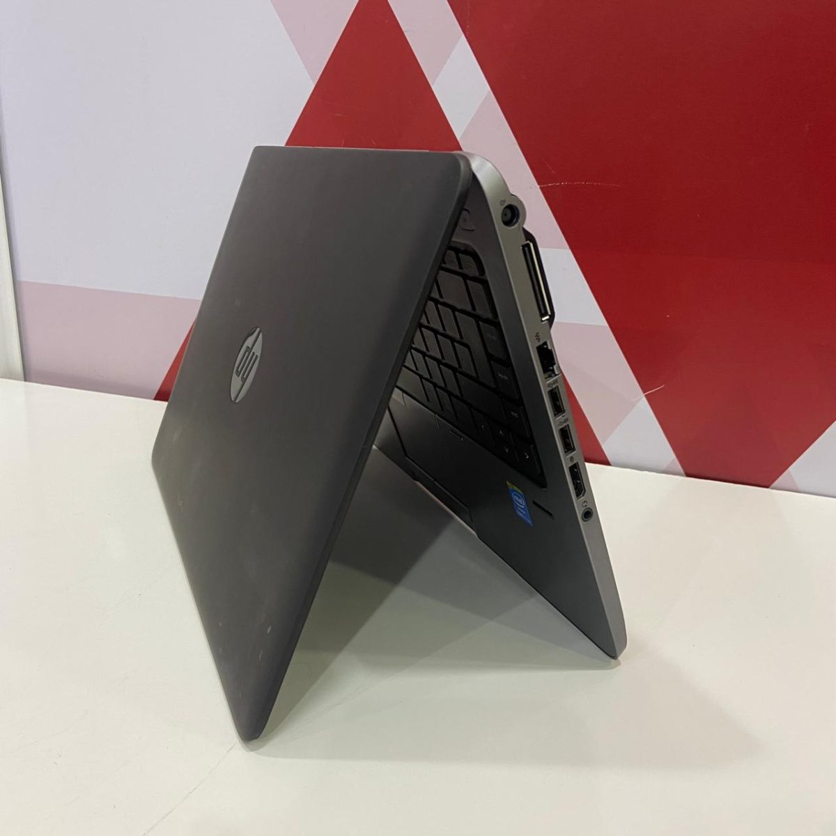 HP EliteBook 840 G1 Laptop, Intel Core i5-4200U, 8GB RAM, 500GB HDD, 14 Inches Display, Integrated Intel HD Graphics 4400, Windows 11 Pro, Graphite