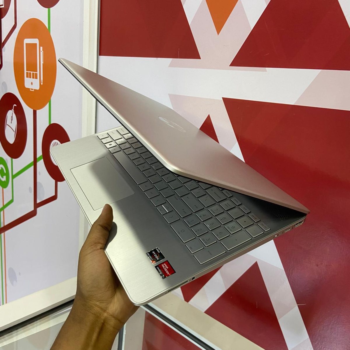 HP Laptop 15s-eq2144AU, AMD Ryzen™ 5 5500U, 8GB RAM, 512GB SSD, 15.6" FHD Display, AMD Radeon™ Graphics, Windows 11 Home, Silver - Image 7