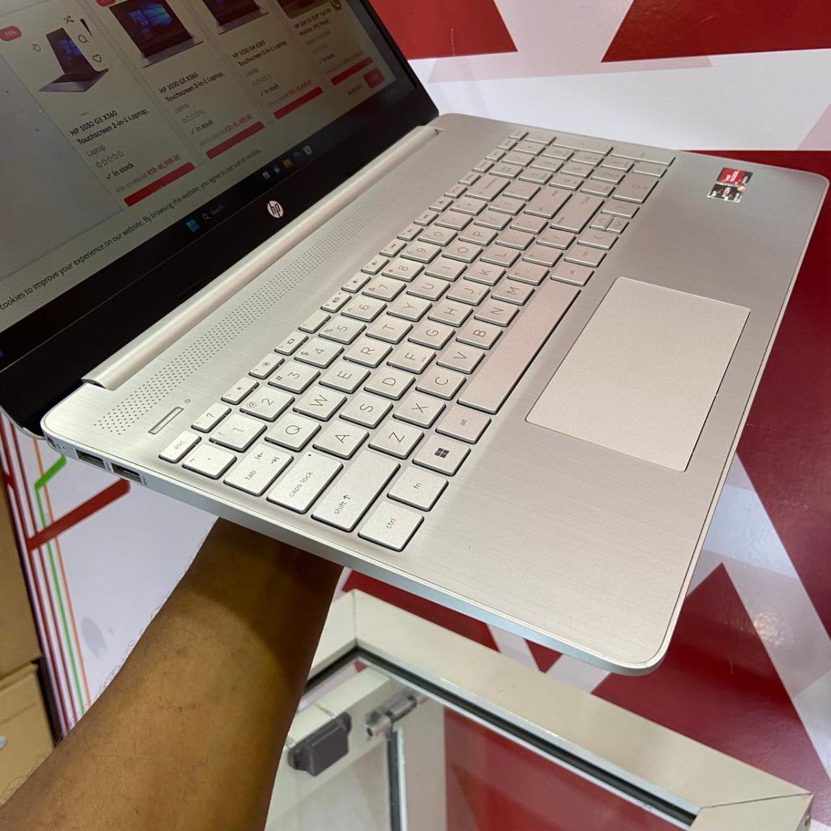 HP Laptop 15s-eq2144AU, AMD Ryzen™ 5 5500U, 8GB RAM, 512GB SSD, 15.6" FHD Display, AMD Radeon™ Graphics, Windows 11 Home, Silver - Image 5