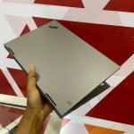 Certified Lenovo ThinkPad X1 Yoga Gen 4 14 in Notebook, Intel Core i7-8650U – Gray