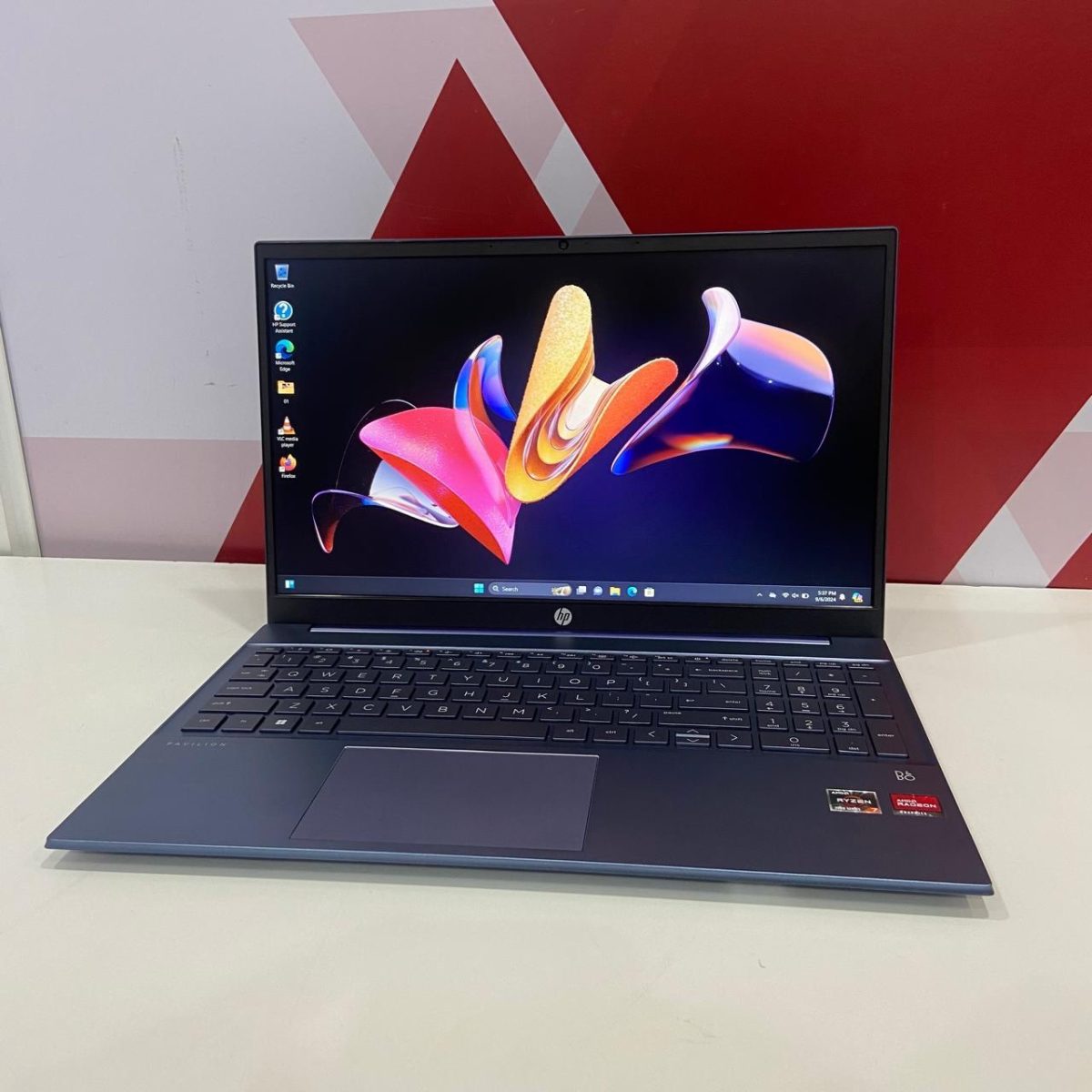 HP Pavilion 15 Notebook PC, AMD Ryzen™ 7 7730U