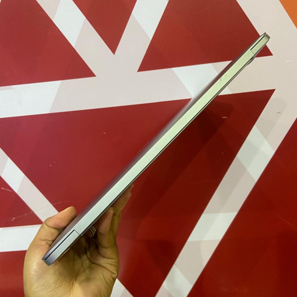 Certified Apple MacBook Pro 13″ 2019 Laptop