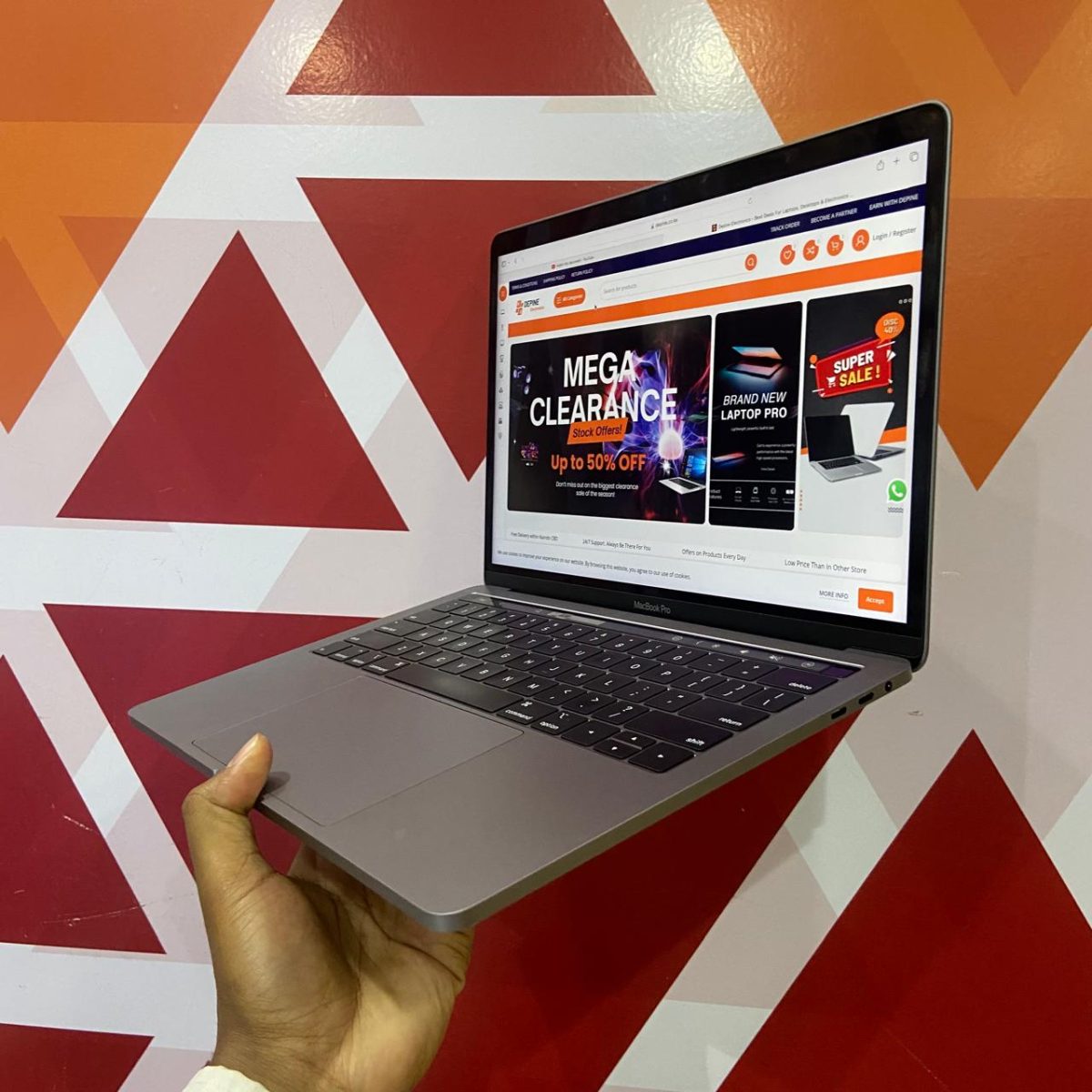 Certified Apple MacBook Pro 13″ 2019 Laptop