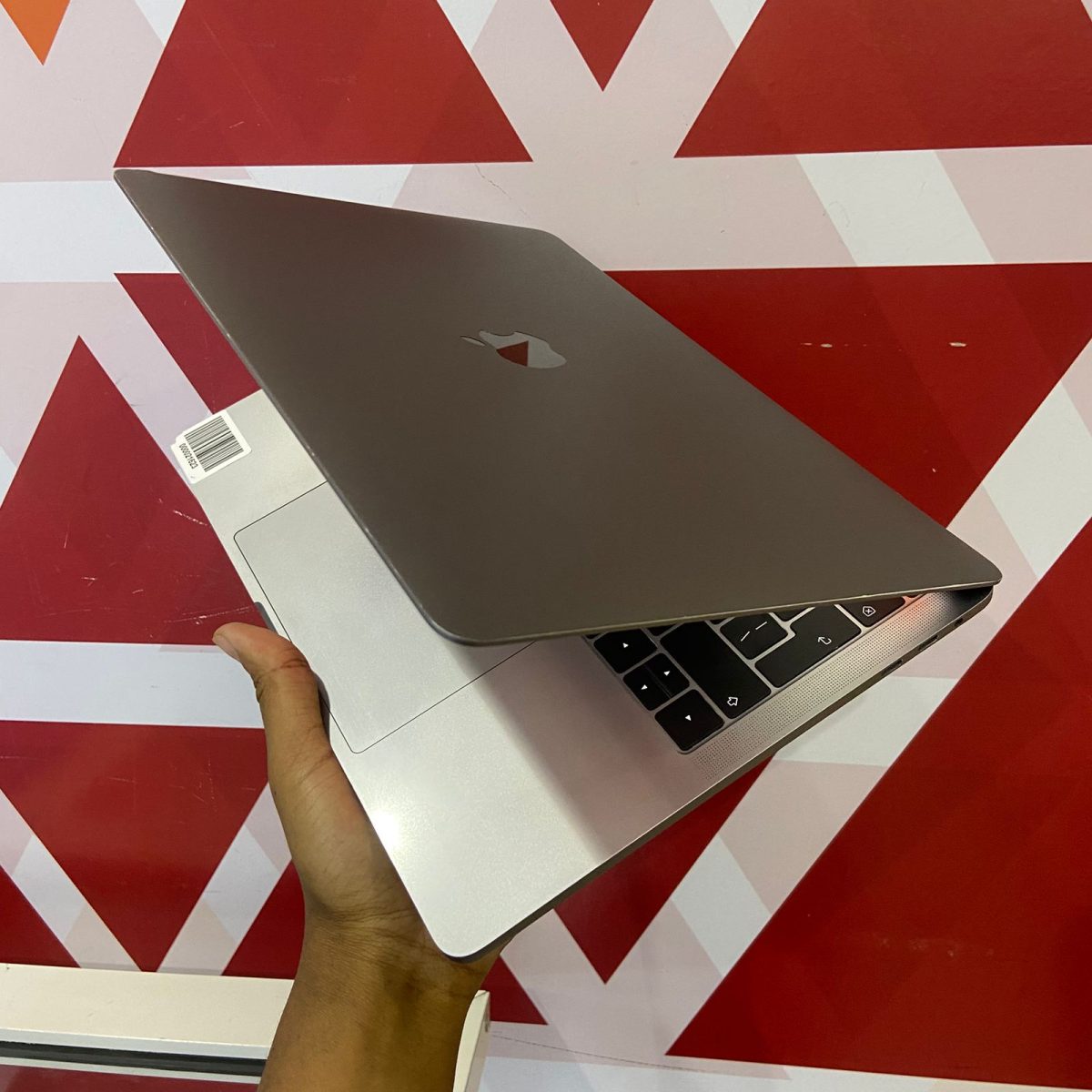 Certified Apple MacBook Pro A1989 13 2018 Laptop, Intel Quad Core i7 – Space Gray
