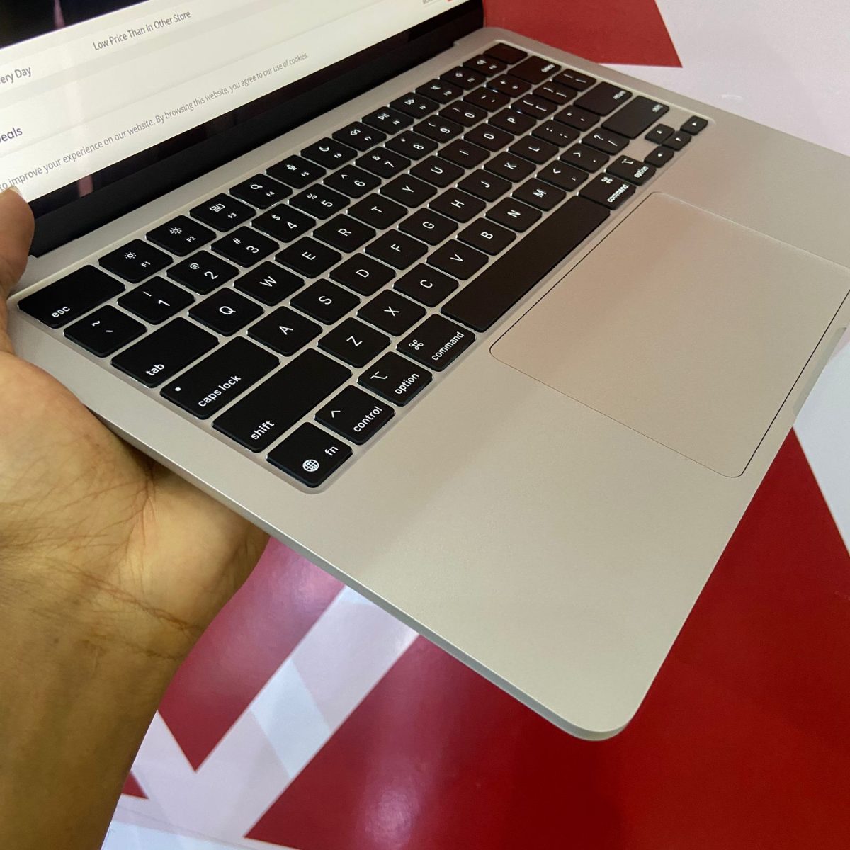 Certified Apple MacBook Air A3240 13.6” Notebook, Apple M4 Chip 2025 Gen – Silver