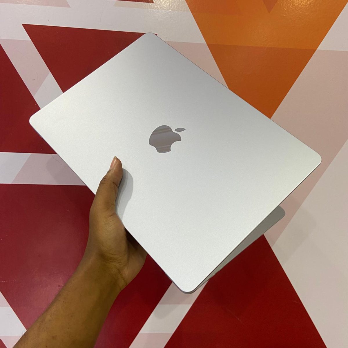 Certified Apple MacBook Air A3240 13.6” Notebook, Apple M4 Chip 2025 Gen – Sky Blue