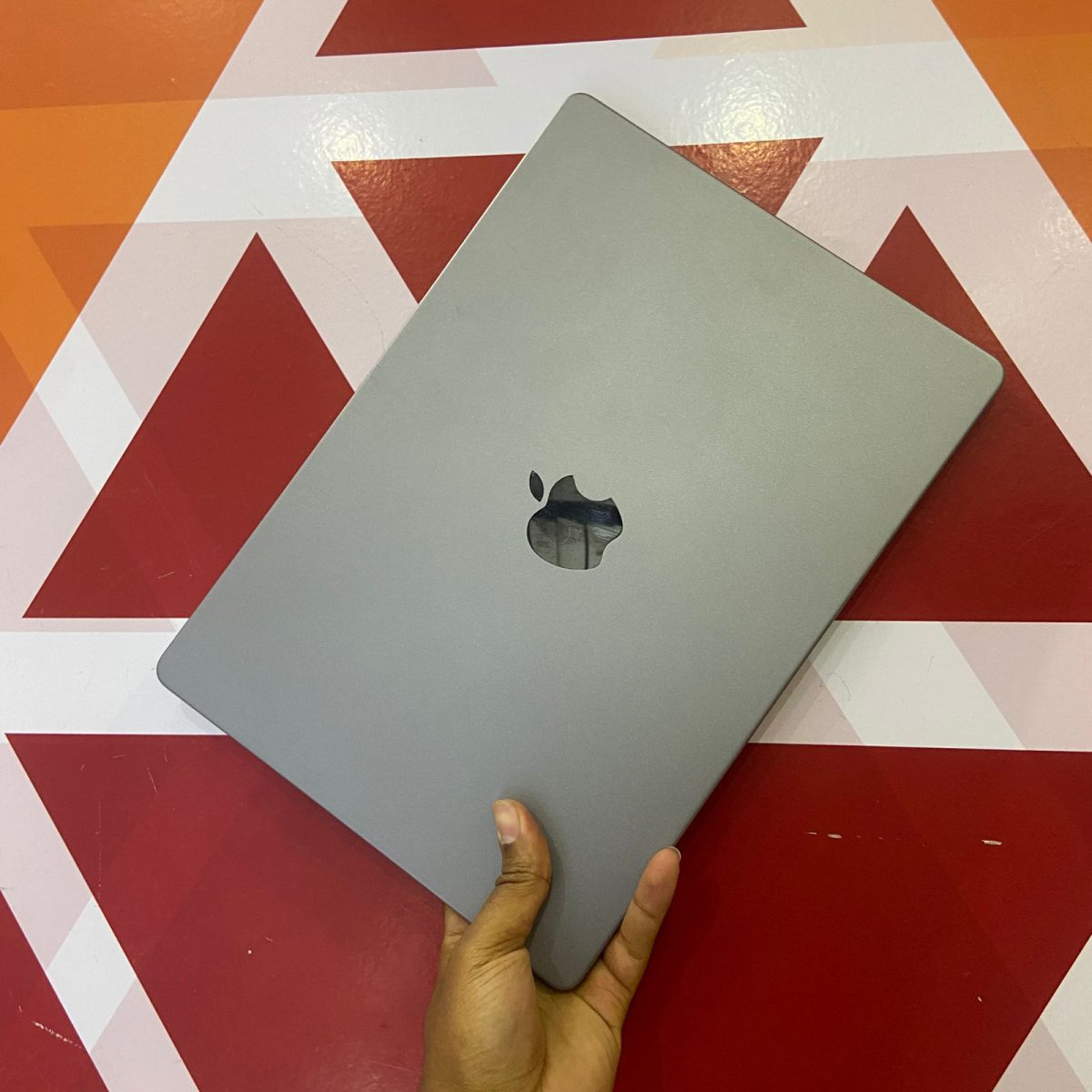 Certified Apple MacBook Pro A2442 14 in Notebook, Apple M1 Pro Chip – Gray