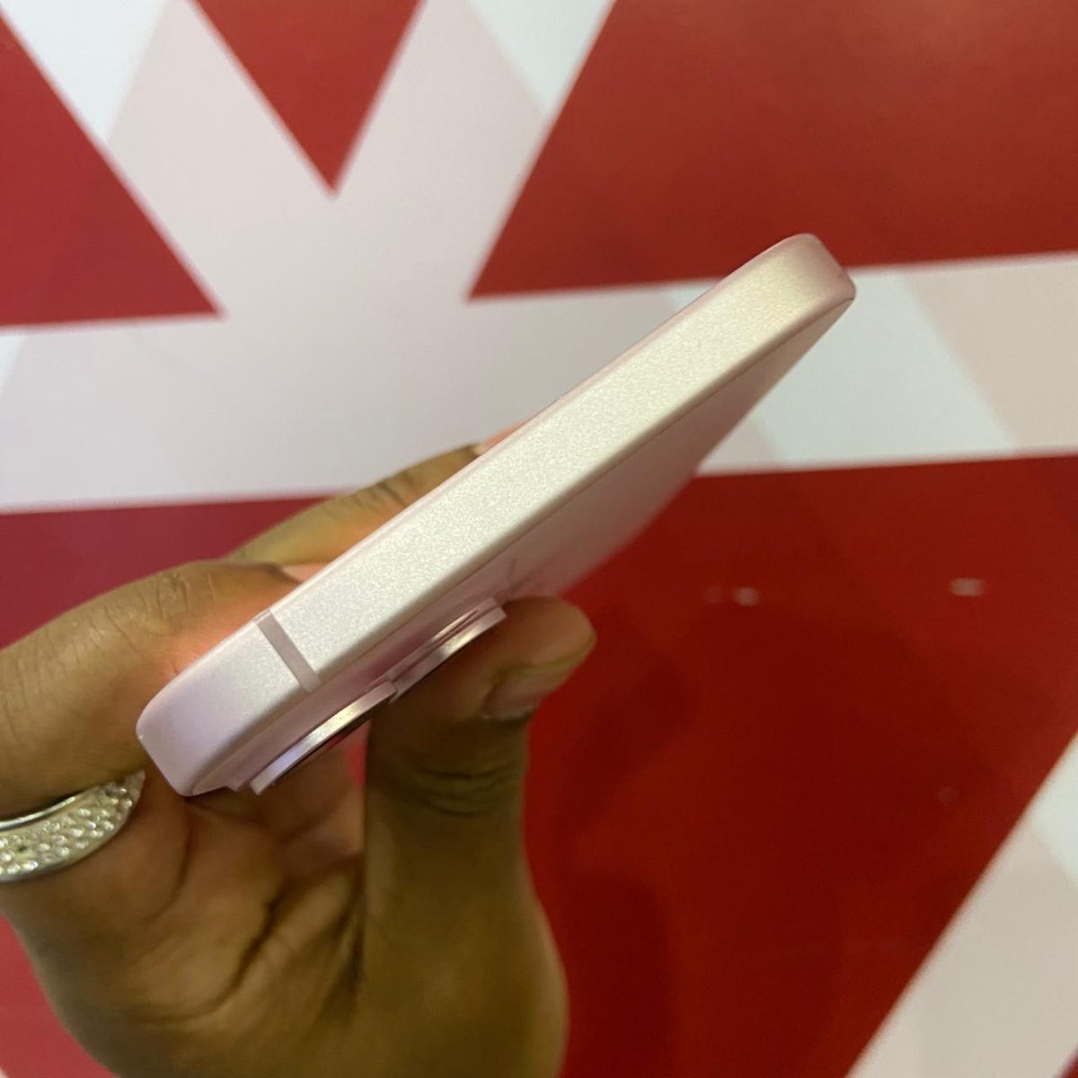 Certified Apple iPhone 15 Plus 6.7 in Smartphone, Apple A16 Bionic – Pink