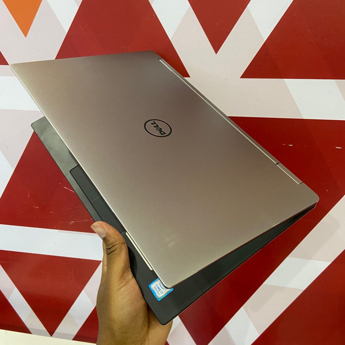 Certified Dell XPS 13 9365 13.3" 2-in-1 Notebook, Intel Quad Core i7-8500Y – Silver