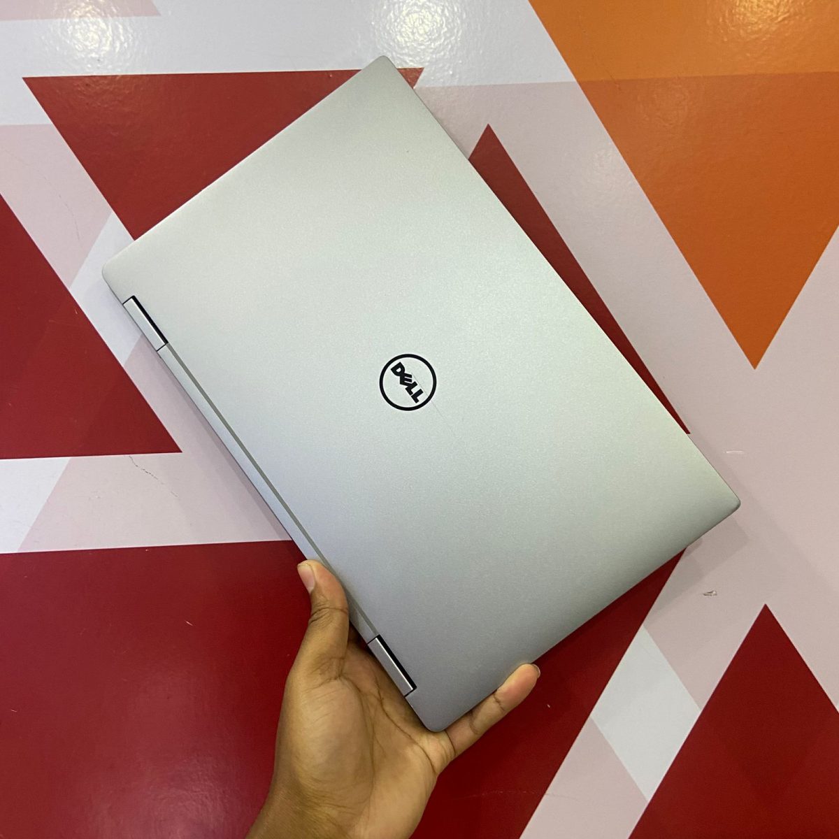 Certified Dell XPS 13 9365 13.3" 2-in-1 Notebook, Intel Quad Core i7-8500Y – Silver