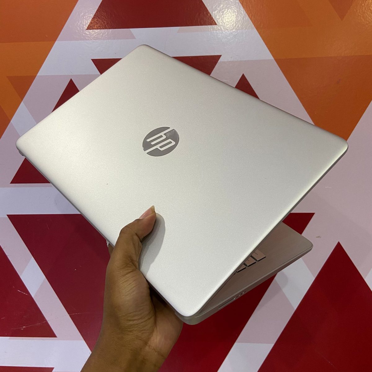 Certified HP 14 in Notebook, AMD Ryzen 5 5500U – Silver