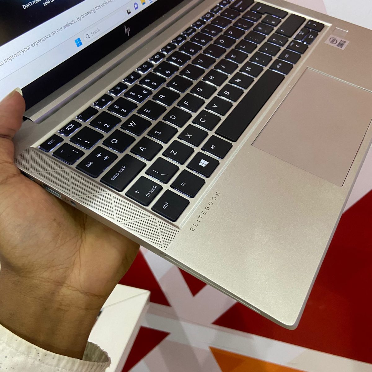 Certified HP EliteBook 830 G7 13.3 in Notebook, Intel Quad Core i5-10210U - Silver Touch
