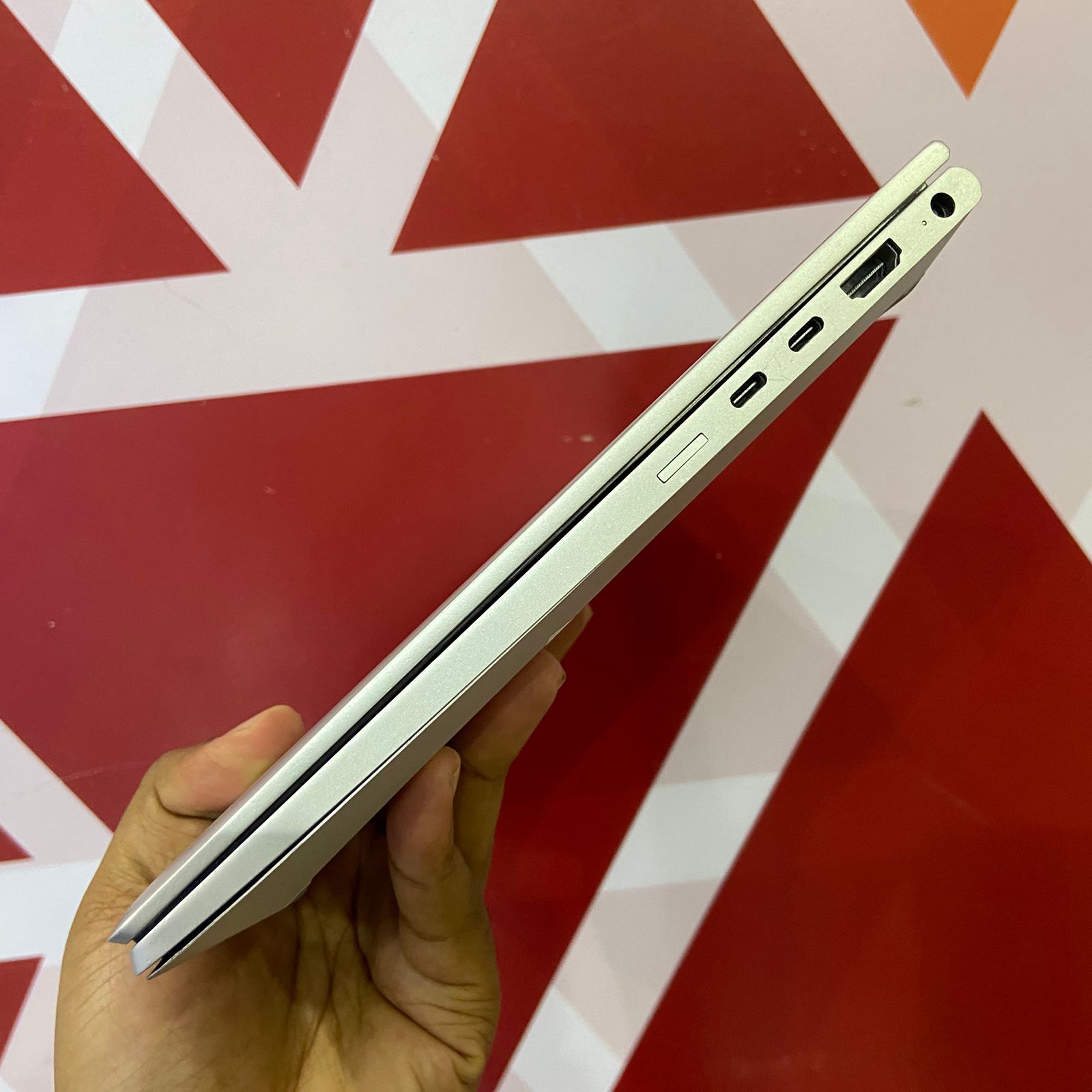 Certified HP EliteBook x360 830 G8 13.3 in Notebook, Intel Core i7-1185G7 – Silver