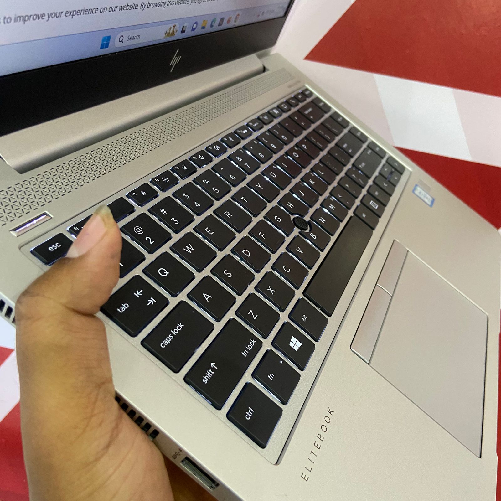 Certified HP EliteBook 840 G5 14 in Notebook, Intel Core i5-8350U – Silver