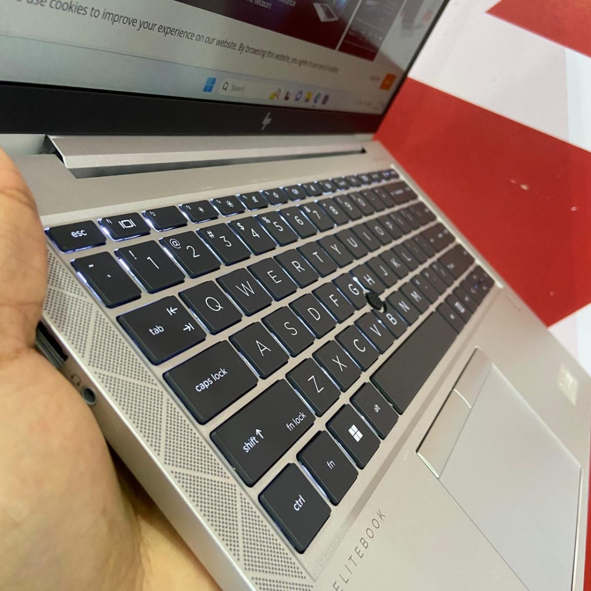 Certified HP EliteBook 845 G8 14 in Notebook, AMD Hexa Core Ryzen 5 PRO 5650U - Silver