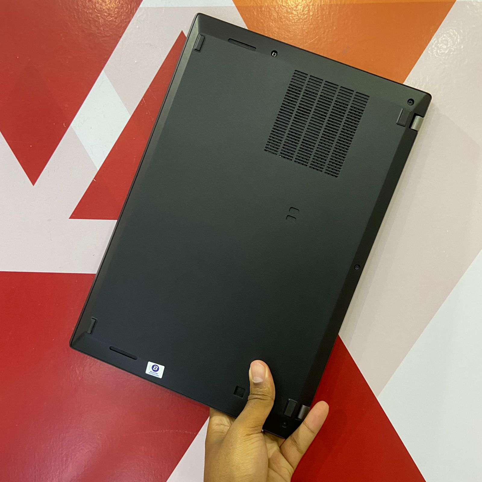 Certified Lenovo ThinkPad T14s 14 in Notebook, Intel Core i7-10510U – Black