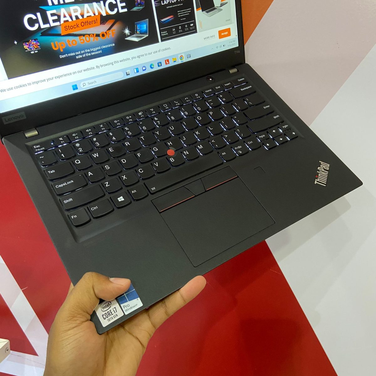 Certified Lenovo ThinkPad T14s 14 in Notebook, Intel Core i7-10510U – Black