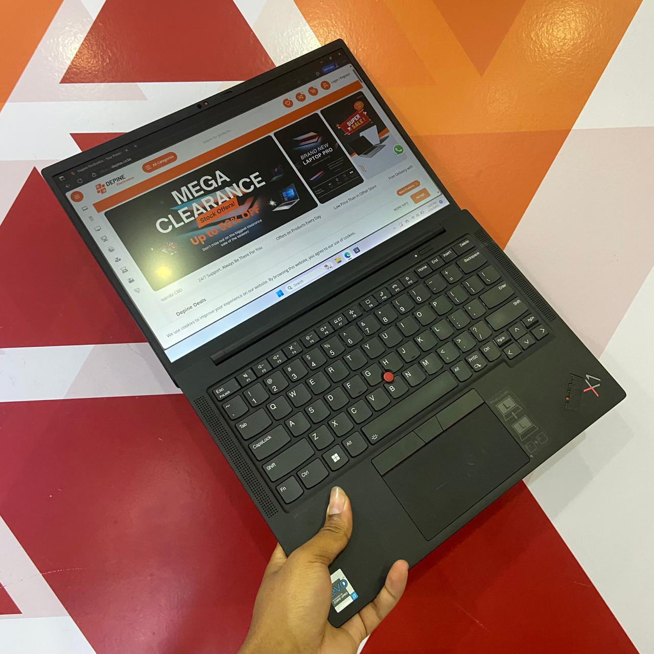 Certified Lenovo ThinkPad X1 Carbon 14 in Notebook, Intel Core i7-1165G7 11th Gen, 16GB RAM, 512GB SSD, Touchscreen 1920x1200 Display, Webcam, Windows 11 Pro – Black - Image 13