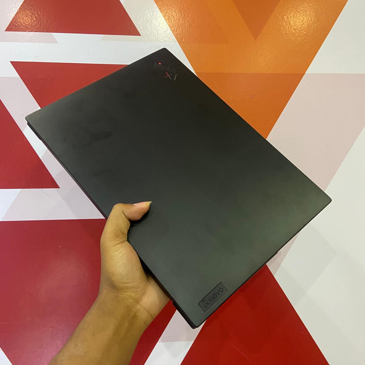 Certified Lenovo ThinkPad X1 Carbon 14 in Notebook, Intel Core i7-1165G7 11th Gen, 16GB RAM, 512GB SSD, Touchscreen 1920x1200 Display, Webcam, Windows 11 Pro – Black - Image 11