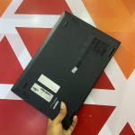 Certified Lenovo ThinkPad X1 Yoga Gen 3 14 in Notebook, Intel Core i7-8650U – Black