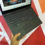 Certified Lenovo ThinkPad X1 Yoga Gen 3 14 in Notebook, Intel Core i7-8650U – Black