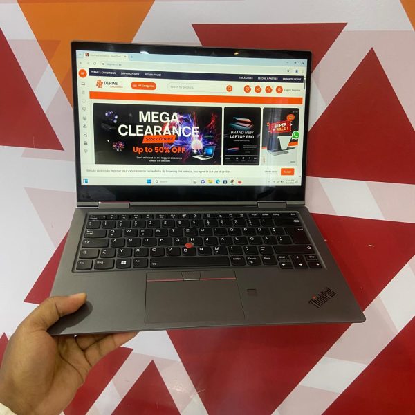 Certified Lenovo ThinkPad X1 Yoga Gen 5 14 in Notebook, Intel Core i7-10510U – Iron Gray