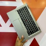 Certified Lenovo ThinkPad X390 Yoga 13.3 in Notebook, Intel Core i5-8265U – Silver
