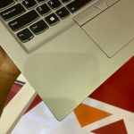 Certified Lenovo ThinkPad X390 Yoga 13.3 in Notebook, Intel Core i5-8265U – Silver