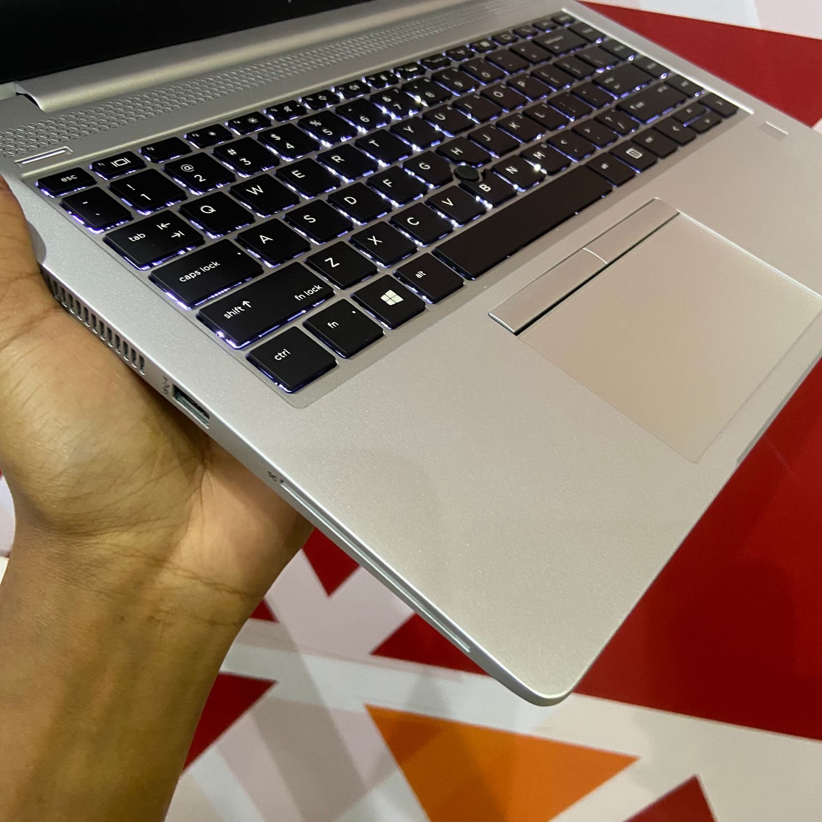 HP EliteBook 840 G6 14 in Notebook, Intel Core i5-8265U – Silver