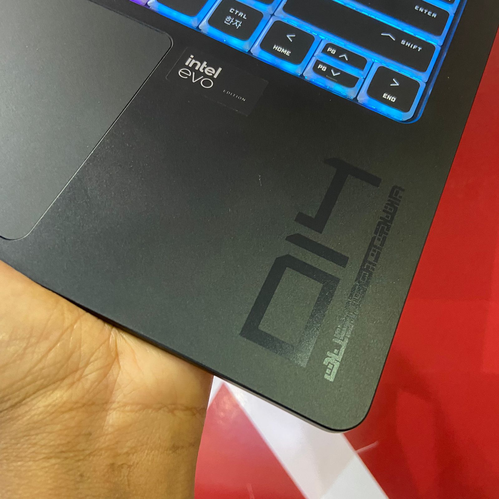 Certified HP Omen Transcend Gaming 14 Notebook, Intel Ultra 9-185H 14th Gen, 32GB RAM, 1TB SSD, 14.0″ HD Display, Webcam, Windows 11 Pro – Black - Image 7