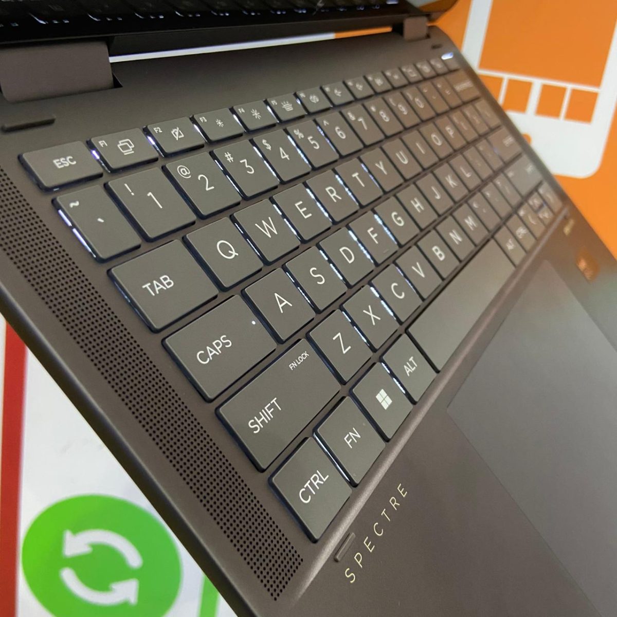 Certified HP Spectre x360 14t-eu000 14 in 2-in-1 Laptop, Intel Core Ultra 7 155H, 32GB DDR5 RAM, 2TB SSD, 2.8K OLED Touchscreen Display, Intel Arc Graphics, Webcam, Windows 11 Pro – Brown - Image 11