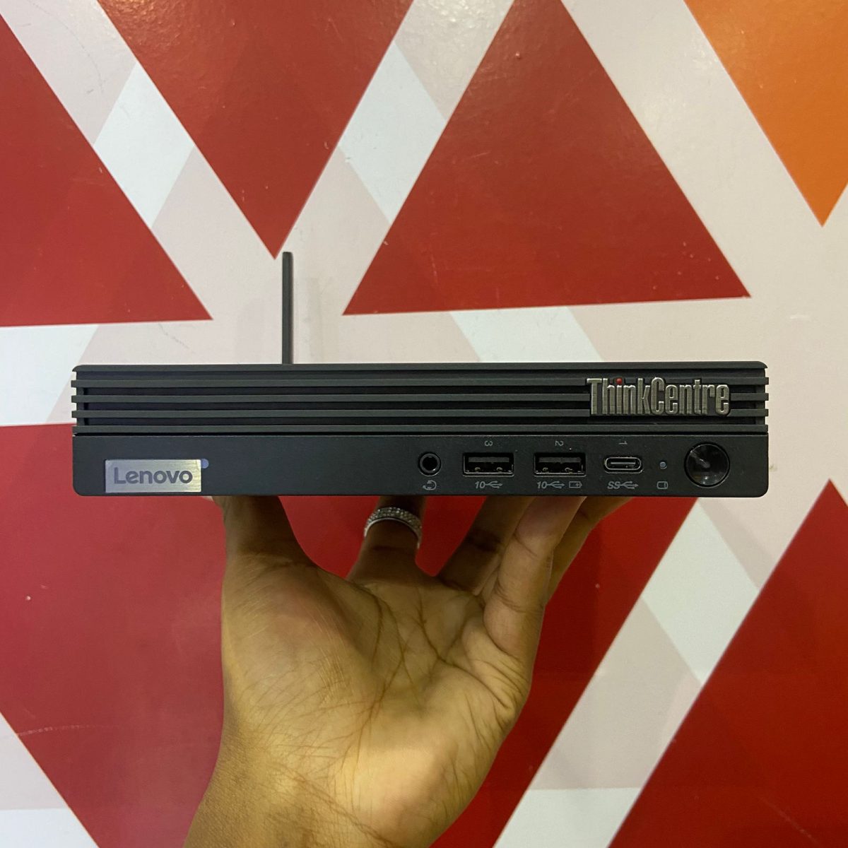 Certified Lenovo ThinkCentre M70q 12th Gen Desktop Mini, Intel® Core™ i5-1240P - Black