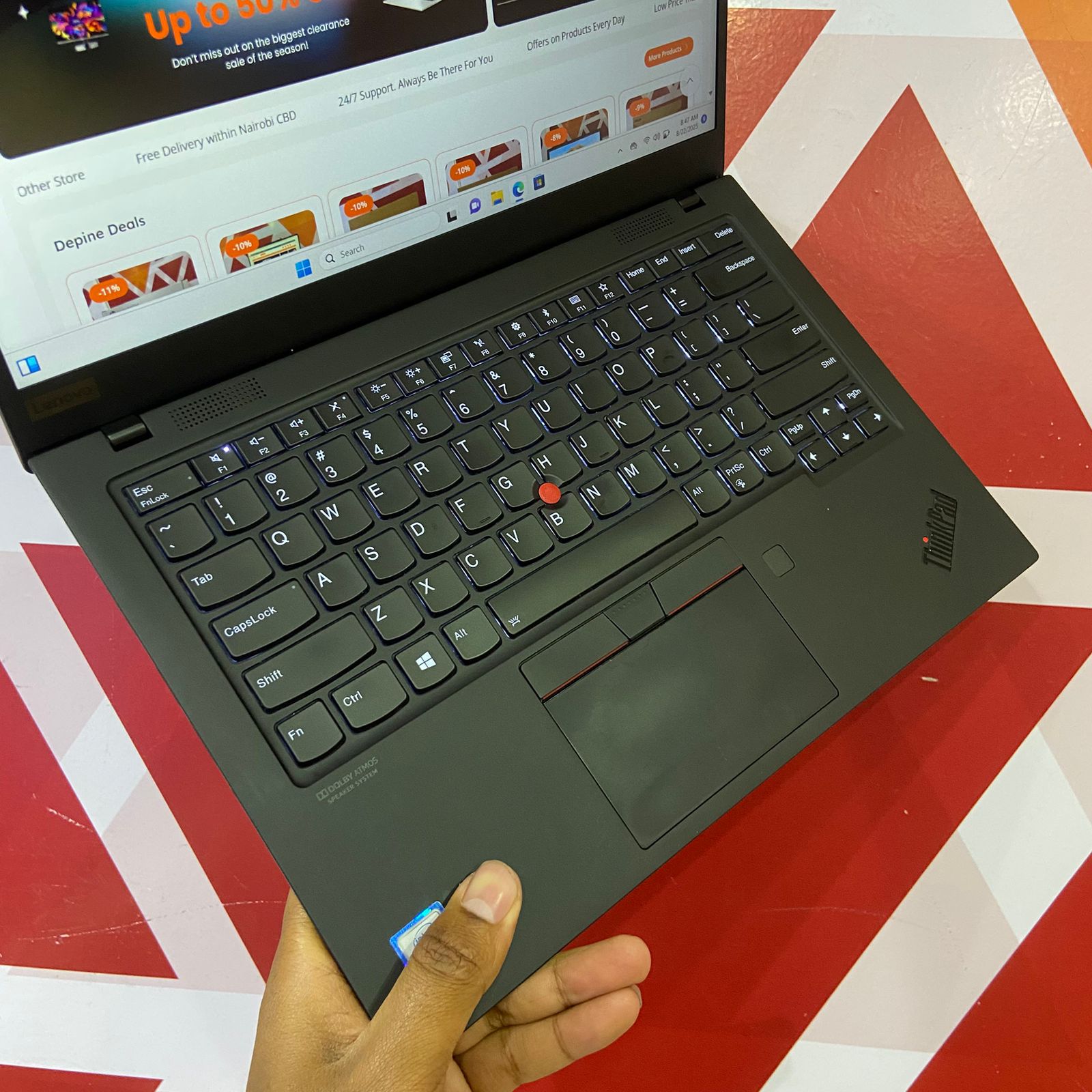 Certified Lenovo ThinkPad X1 Carbon 13.3 in Notebook, Intel Core i7-8650U 8th Gen, 16GB RAM, 512GB SSD, 1920x1080 Display, Webcam, Windows 11 Pro – Black - Image 13