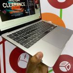 Certified Refurbished Apple MacBook Air 2020 13.3 in Notebook (A2179), Intel Core i5-1030NG7 – Space Gray