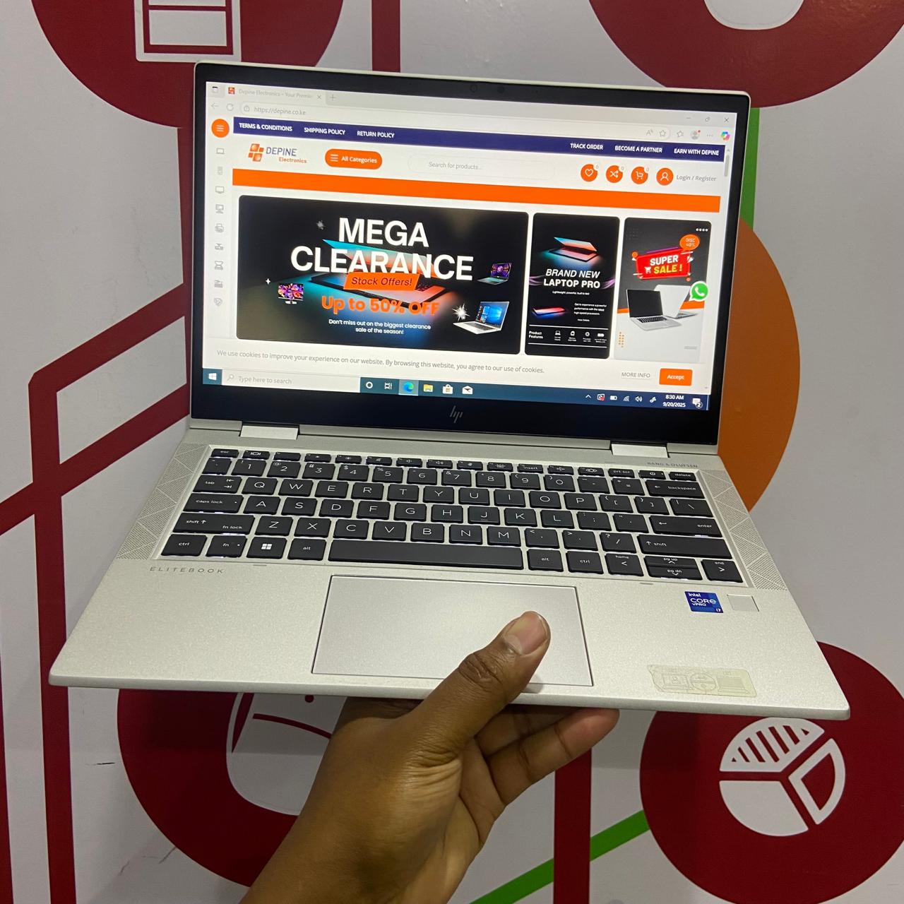 Certified HP EliteBook 830 G8 13.3 in 2-in-1 Notebook, Intel Core i7-1185G7 – Silver