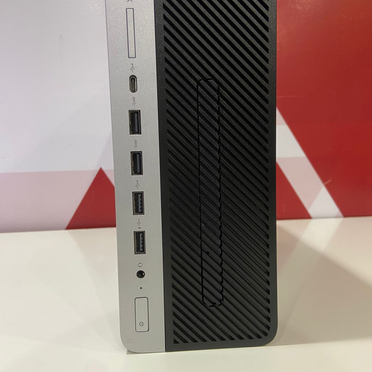 Certified HP EliteDesk 705 G4 SFF Desktop, AMD Ryzen 5 PRO 2400G Quad-Core, 8GB RAM, 256GB PCIe NVMe SSD, AMD Radeon R7 430 2GB GDDR5 Graphics, Windows 11 Pro – Black - Image 9