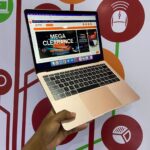 Certified Refurbished Apple MacBook Air 2018 13.3 in Notebook (A1932), Intel Core i5-8210Y – Rose Gold