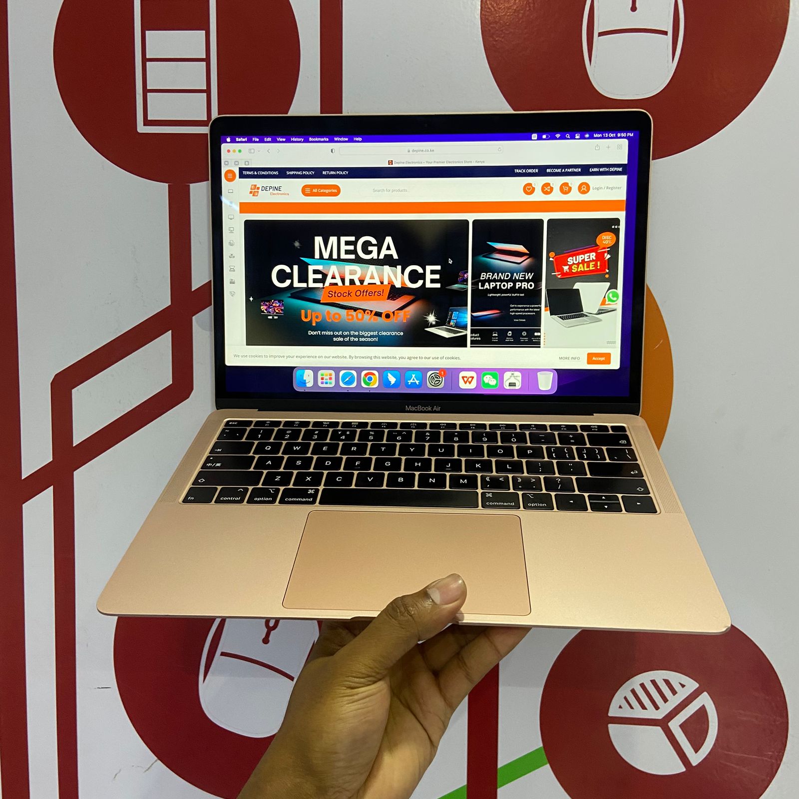 Certified Refurbished Apple MacBook Air 2018 13.3 in Notebook (A1932), Intel Core i5-8210Y – Rose Gold