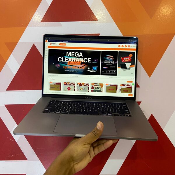 Certified Refurbished Apple MacBook Pro 2019 15.4 in Notebook (A1990), Intel Core i9-9880H – Space Gray