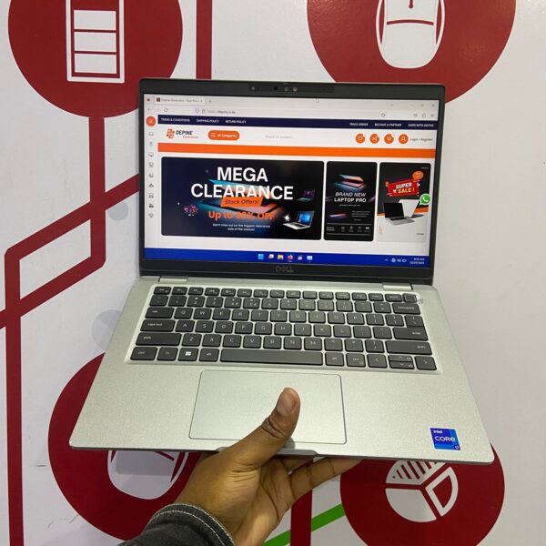 Certified Refurbished Dell Latitude 7330 13.3 in Notebook, Intel Core i7-1265U – Space Gray